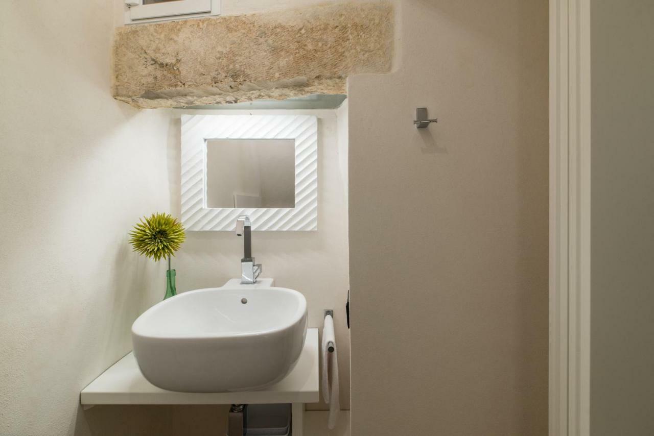 Vittoria Luxury Suite A Ostuni By Wonderful Italy Екстер'єр фото